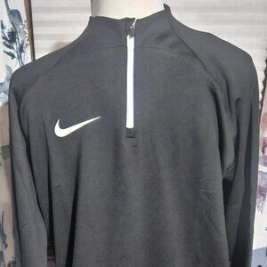 NIKE DRI FIT STRIKE 1/4 ZIP MENS LARGE SLIM FIT DRILL TOP SHIRT DR2294-010 NWT
